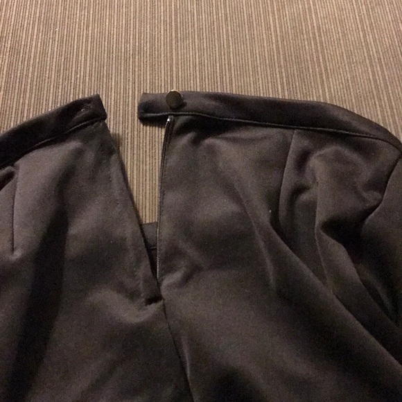 Classy black asymmetrical skirt - Picture 4 of 5